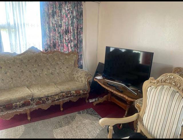 3 BEDROOM PROPERTY TO RENT IN QUEENSVIEW PARK